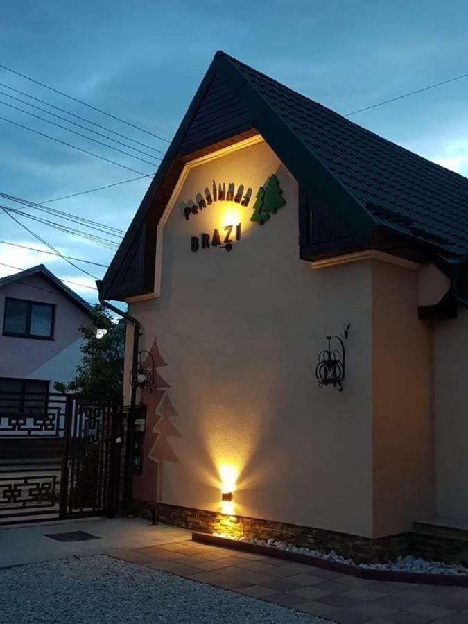 Pensiunea Brazi Turda Exterior foto